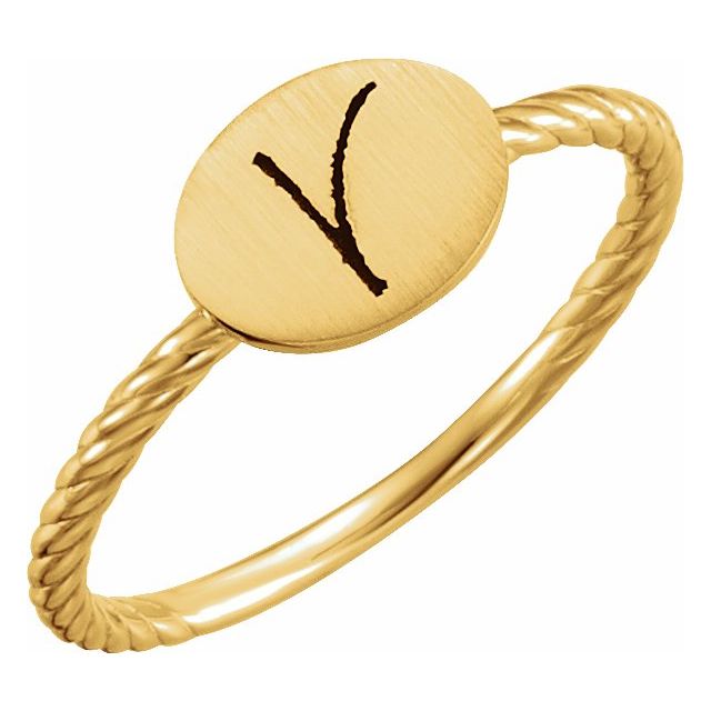 Gold engravable ring for mother's day